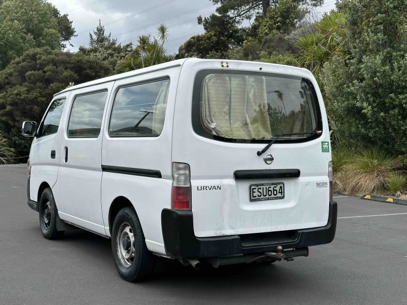 Nissan Caravan 2008