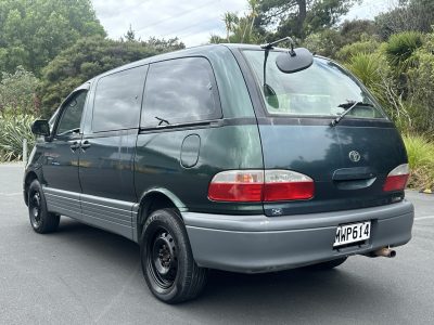 Toyota Estima