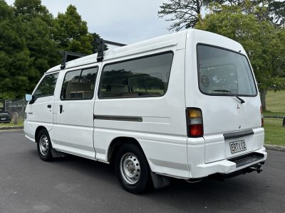 Mitsubishi L300 LWB 2008